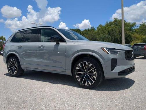 2026 Volvo XC90 ULTRA THEME