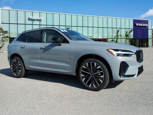 2026 Volvo XC60 B5 Ultra