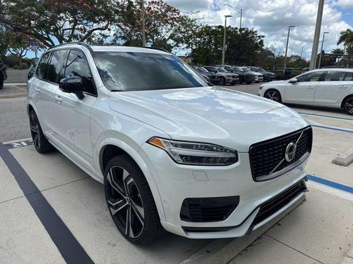 Crystal White 2021 Volvo XC90 Recharge Plug-In Hybrid T8 R-Design 7 Passenger