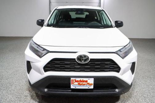 Ice Cap 2024 Toyota RAV4 LE