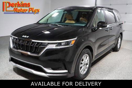 2024 Kia Carnival LX