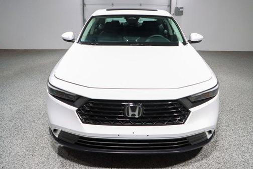 Platinum White Pearl 2023 Honda Accord EX