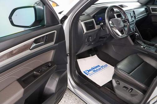 2022 Volkswagen Atlas Cross Sport 2.0T SE