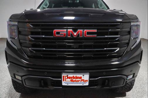 Onyx Black 2024 GMC Sierra 1500 Elevation