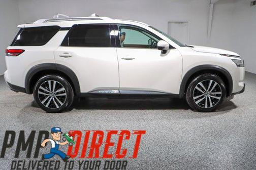2023 Nissan Pathfinder Platinum FWD