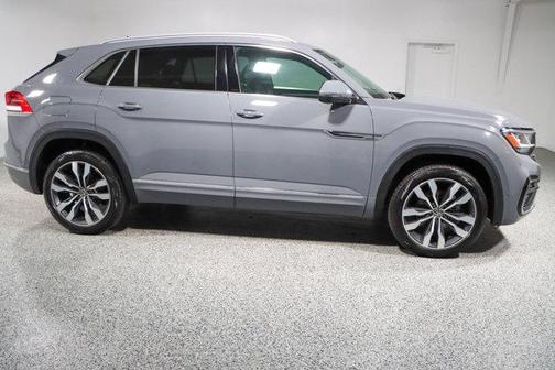2022 Volkswagen Atlas Cross Sport 3.6L V6 SEL Premium R-Line