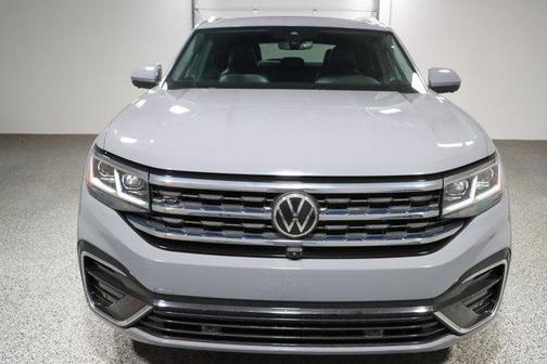 2022 Volkswagen Atlas Cross Sport 3.6L V6 SEL Premium R-Line