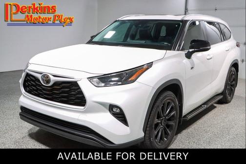 Wind Chill Pearl 2024 Toyota Highlander XLE