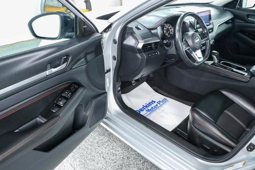 2023 Nissan Altima SR FWD