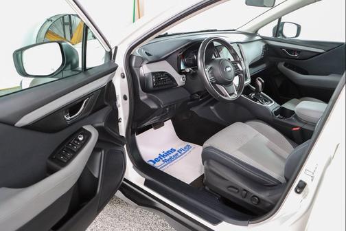 Crystal White Pearl 2024 Subaru Outback Premium
