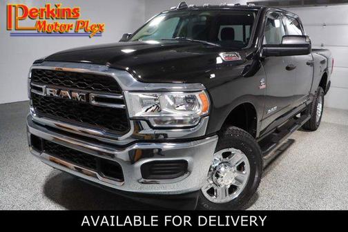 2020 RAM 2500 Tradesman Crew Cab 4X4 6'4' Box