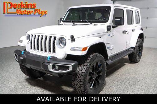 Bright White Clearcoat 2023 Jeep Wrangler 4xe Sahara