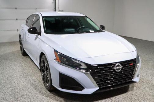 2023 Nissan Altima SR FWD