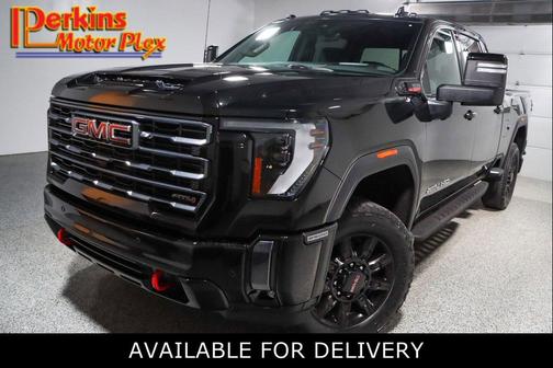 Onyx Black 2024 GMC Sierra 2500 AT4