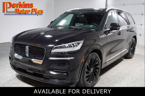 Infinite Black Metallic Clearcoat 2022 Lincoln Aviator Reserve