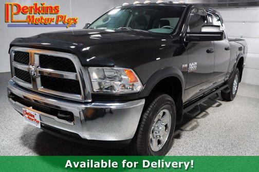 2017 RAM 2500 Tradesman Crew Cab 4x4 6'4' Box