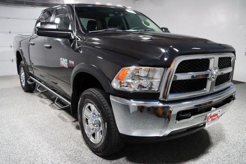 2017 RAM 2500 Tradesman Crew Cab 4x4 6'4' Box