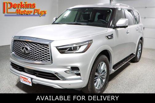 2023 INFINITI QX80 Luxe