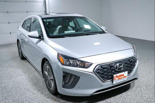 Stellar Silver 2022 Hyundai IONIQ Plug-In Hybrid Limited