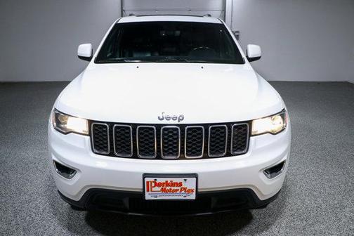 2020 Jeep Grand Cherokee Laredo