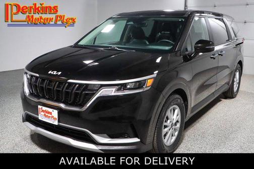 2024 Kia Carnival LX