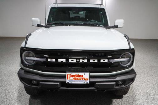 Gray 2023 Ford Bronco Outer Banks
