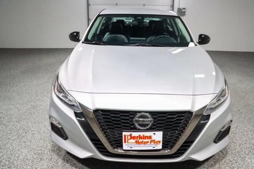2022 Nissan Altima SR FWD