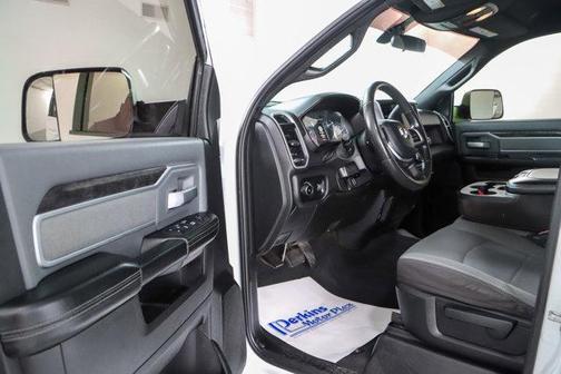 2022 RAM 2500 Big Horn Crew Cab 4x4 6'4' Box