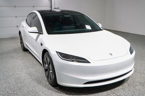 Pearl White Multi-Coat 2024 Tesla Model 3 Long Range