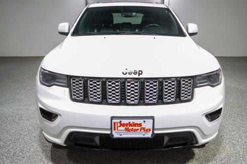 2022 Jeep Grand Cherokee Laredo