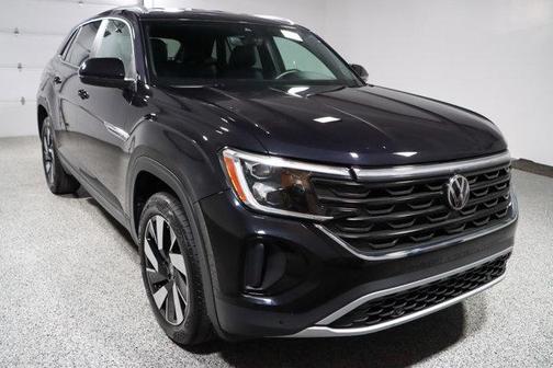 2024 Volkswagen Atlas Cross Sport 2.0T SE w/Technology 4MOTION