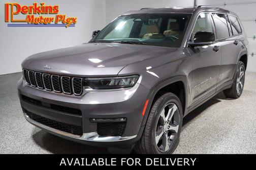Baltic Gray Metallic Clearcoat 2023 Jeep Grand Cherokee L Limited