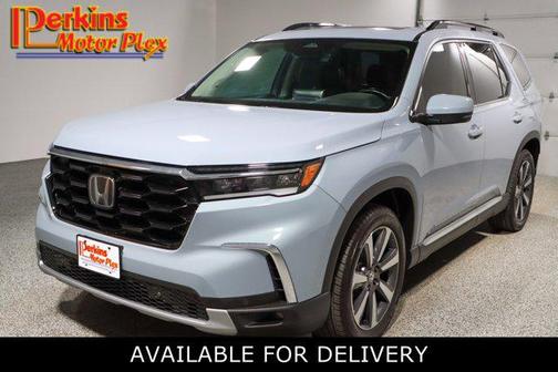 2023 Honda Pilot Touring 8-Passenger