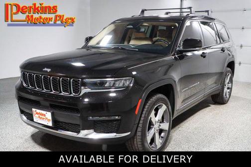 Diamond Black Crystal Pearlcoat 2022 Jeep Grand Cherokee L Limited