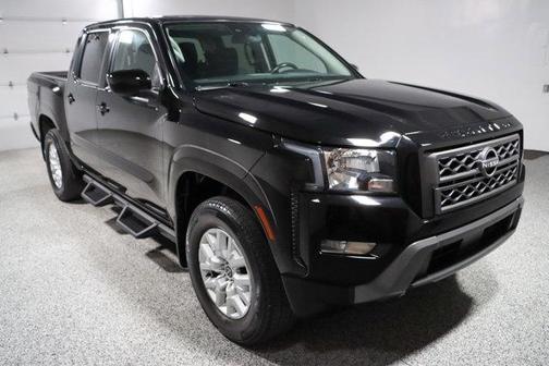 Super Black 2023 Nissan Frontier SV