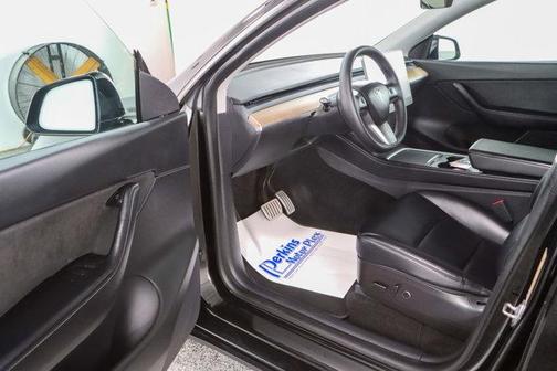 2022 Tesla Model Y Performance Dual Motor All-Wheel Drive