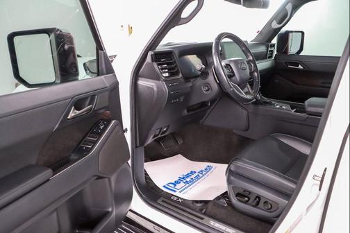 Eminent White Pearl 2024 Lexus GX 550 Luxury