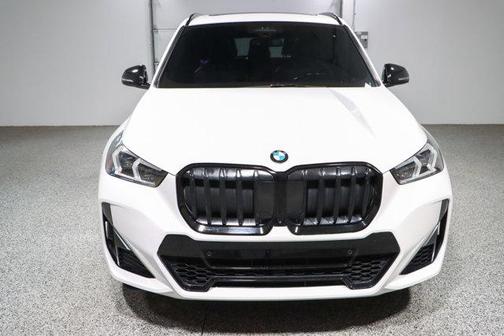 Mineral White Metallic 2023 BMW X1 xDrive28i