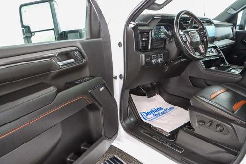 2024 GMC Sierra 2500 AT4