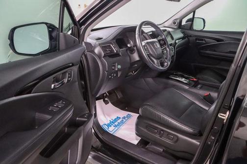 2020 Honda Pilot Touring 8-Passenger