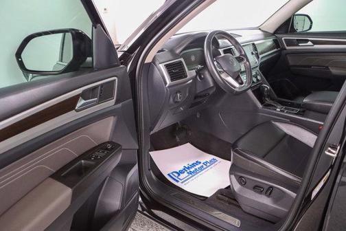 2022 Volkswagen Atlas 2.0T SE w/Technology