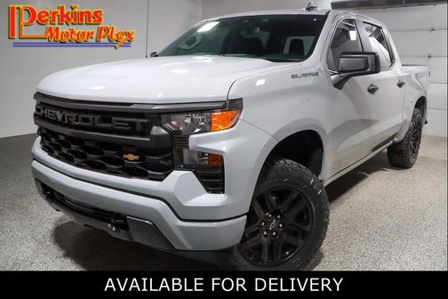 Slate Gray Metallic 2024 Chevrolet Silverado 1500 Custom