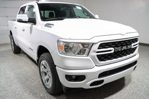 Bright White Clearcoat 2023 RAM 1500 Big Horn/Lone Star