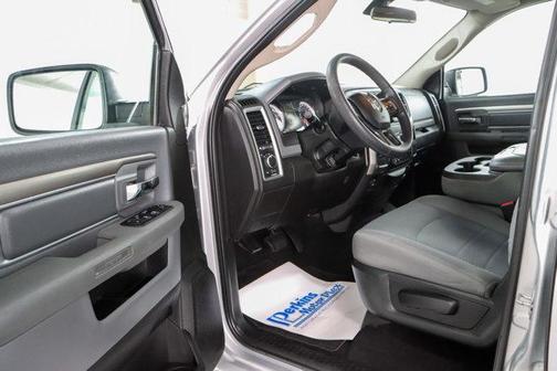 2018 RAM 2500 SLT Crew Cab 4x4 6'4' Box