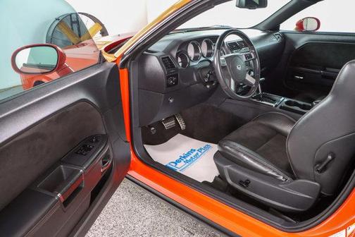 2010 Dodge Challenger SRT8