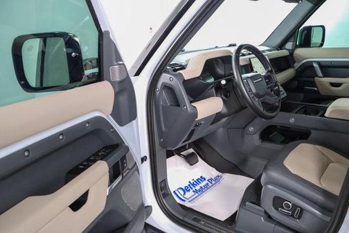 2023 Land Rover Defender 130 X-Dynamic SE