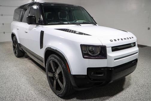 2023 Land Rover Defender 130 X-Dynamic SE