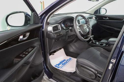 Imperial Blue 2020 Kia Sorento LX