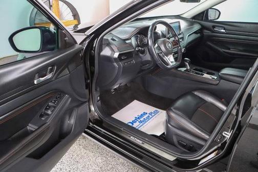 2020 Nissan Altima SR VC-Turbo FWD