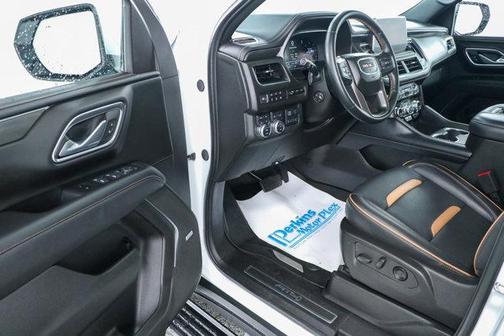 2024 GMC Yukon 4WD AT4